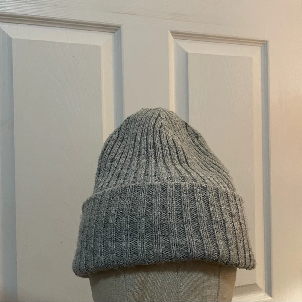 Unisex Ribbed Knit Beanie - Gray